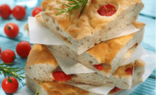 Focaccia com ervas provençais